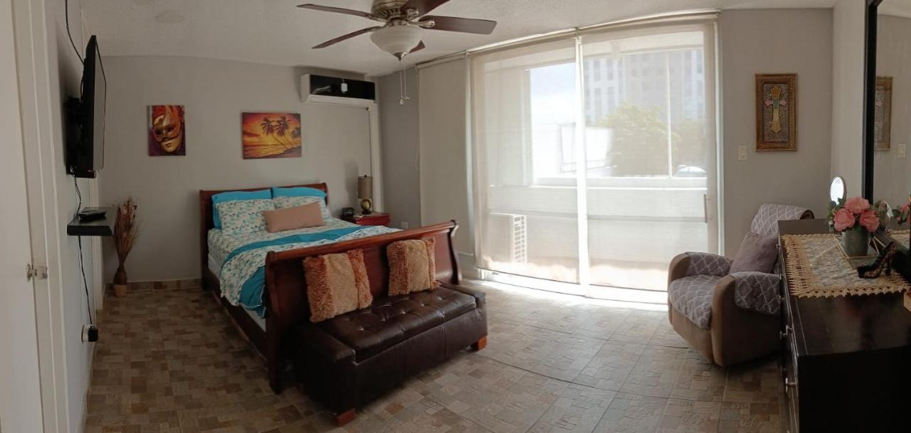 Saint Tropez Apartment San Juan Exterior photo